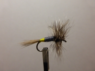 Size 18 Adams Female Barbless